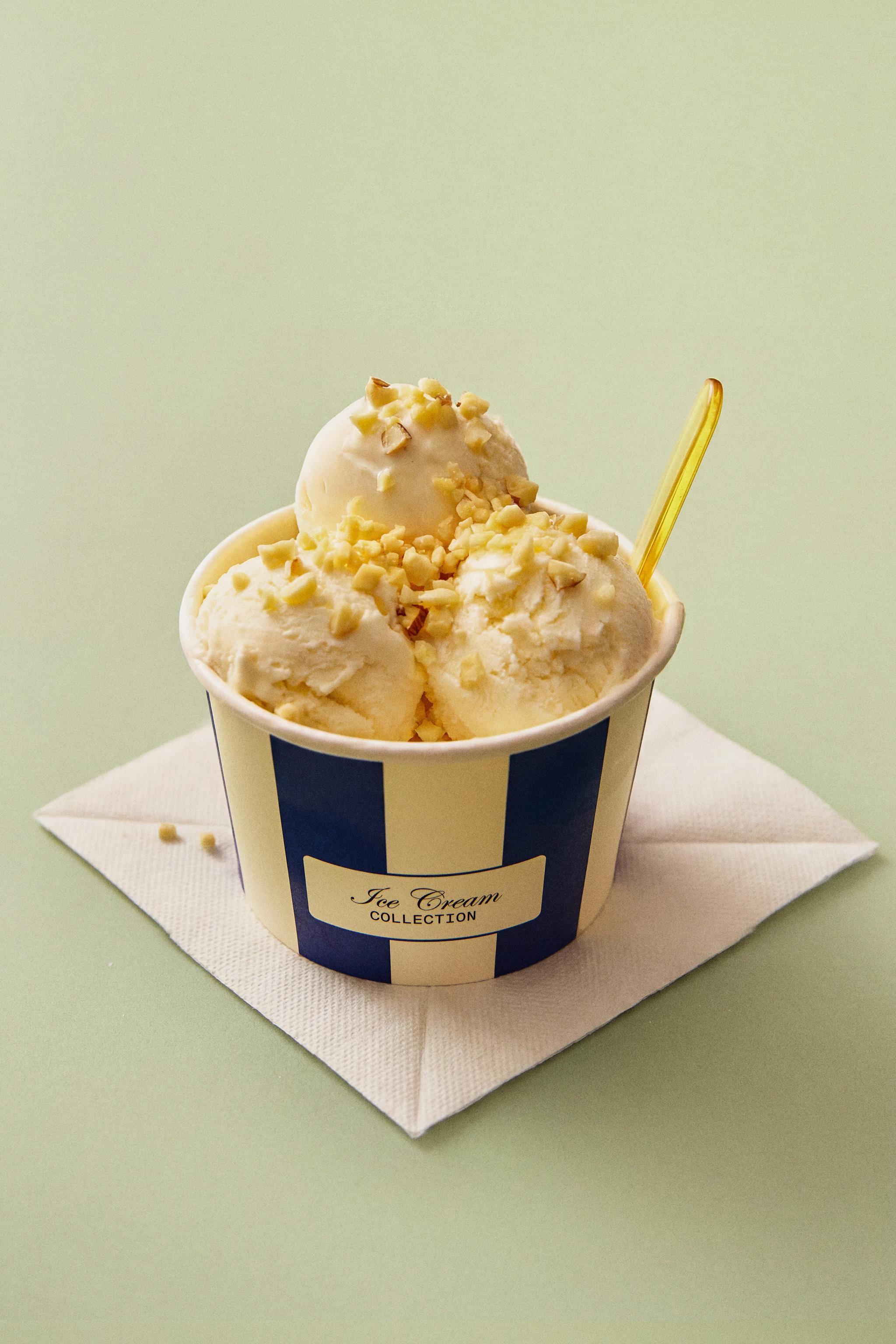 LOT DE COUPELLES À GLACE PAPIER (LOT DE 8)